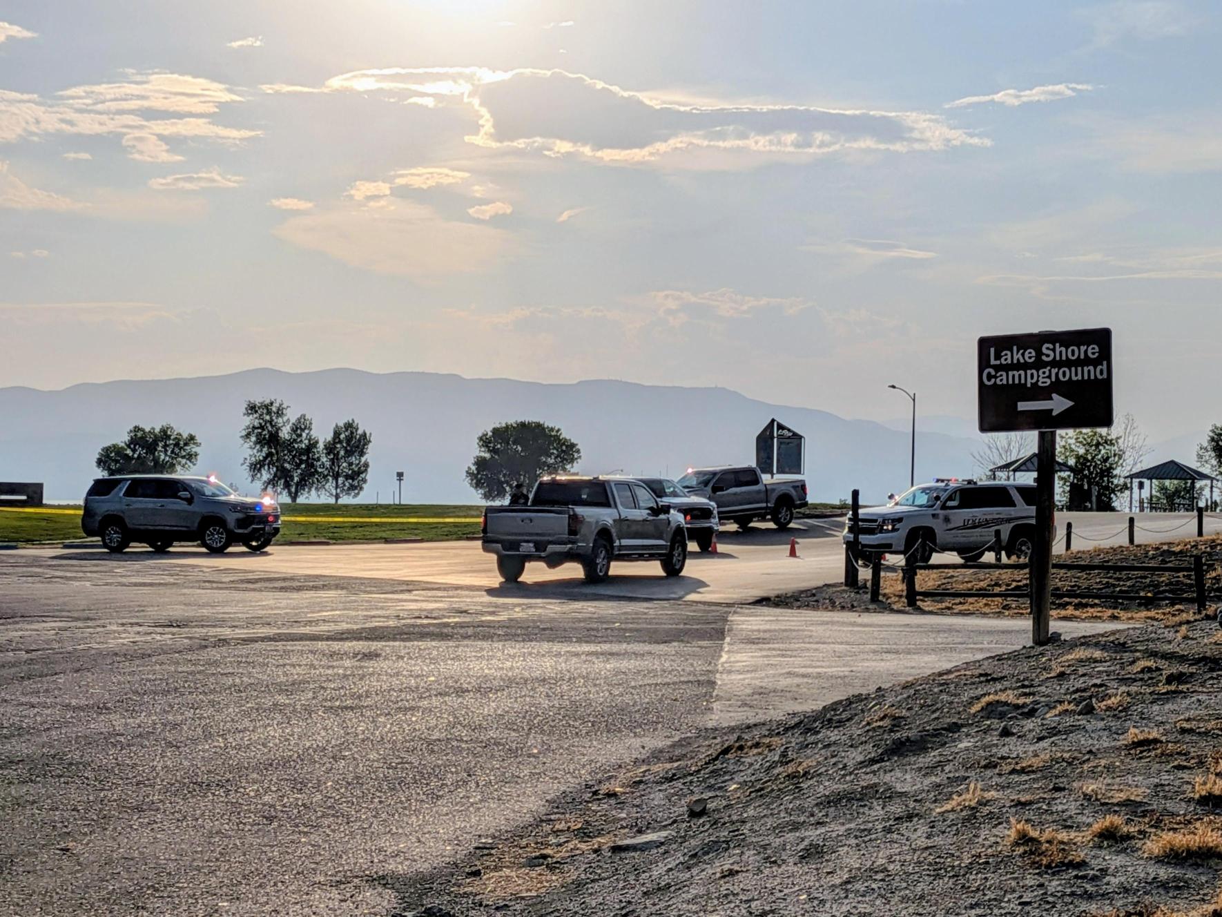 Passenger dead, pilot injured after plane crashes into Utah Lake 