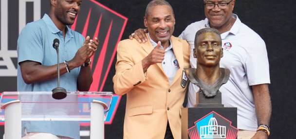Roger Craig reveals he has vascular dementia during his Pro Football Hall of Fame speech