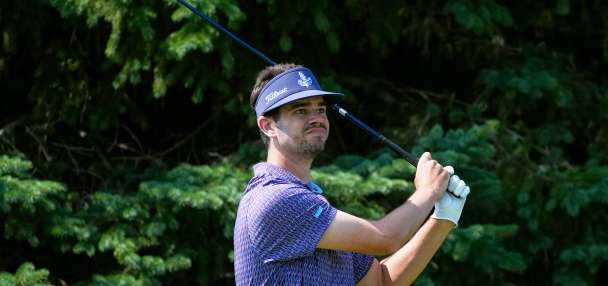 Hossler and Brennan share Wyndham Championship lead with postseason berths at stake