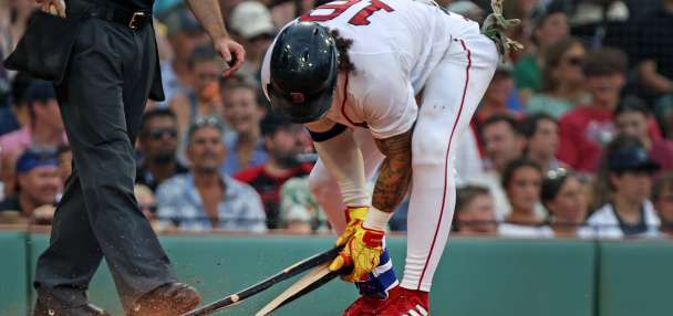 Boston fails to post 2nd win streak of 10-plus in a season for 1st time, falls to A's 7-3