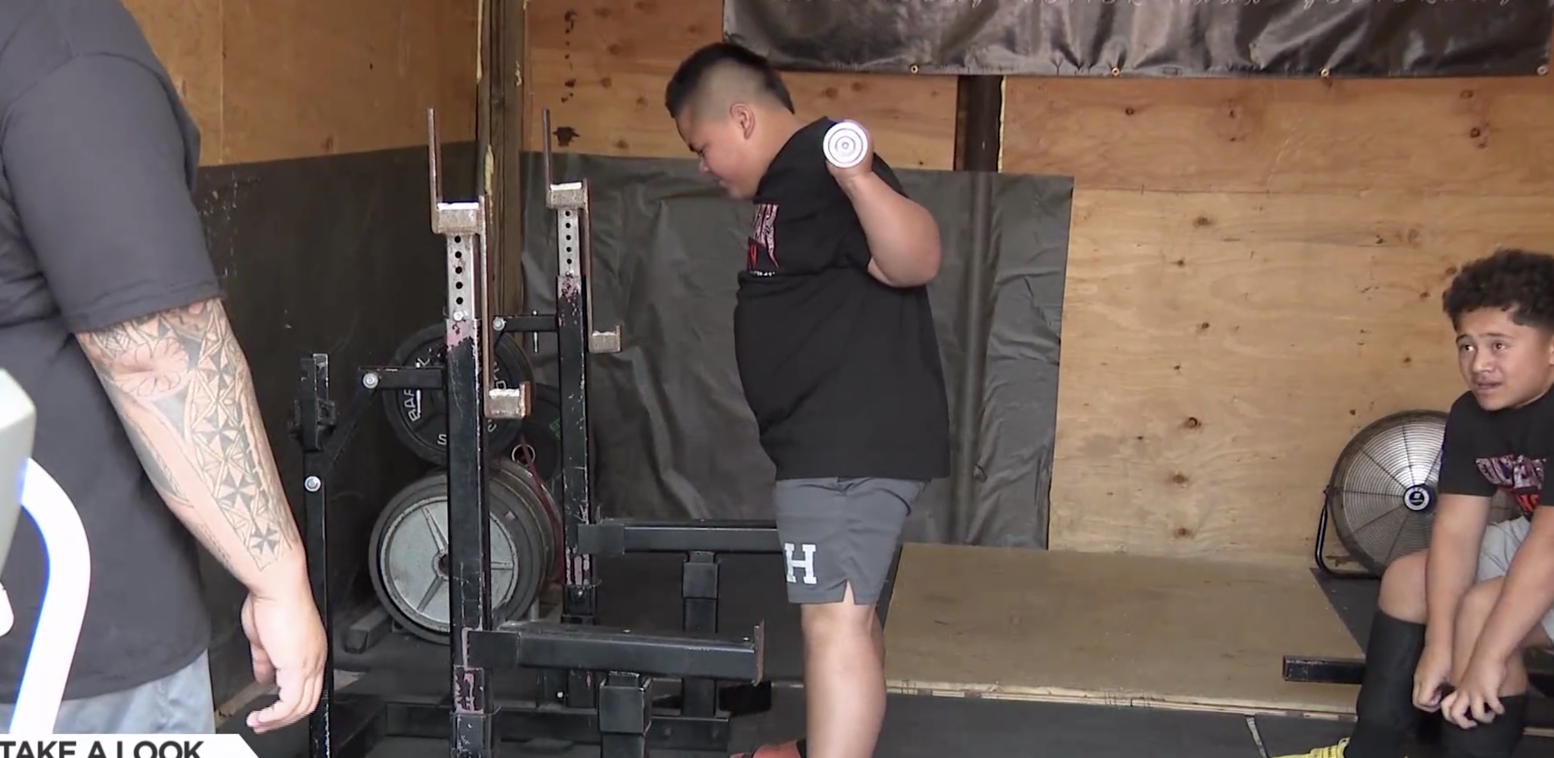 Siua Tongi Jr. prepares for a competition.