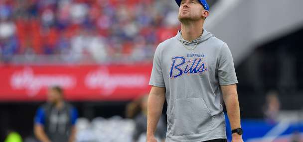 Bills coach Joe Brady enjoys father-son moment before team holds first practice in new stadium