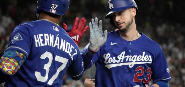 The Dodgers snapped a 7-game skid, but manager Dave Roberts wasn't in a celebratory mood