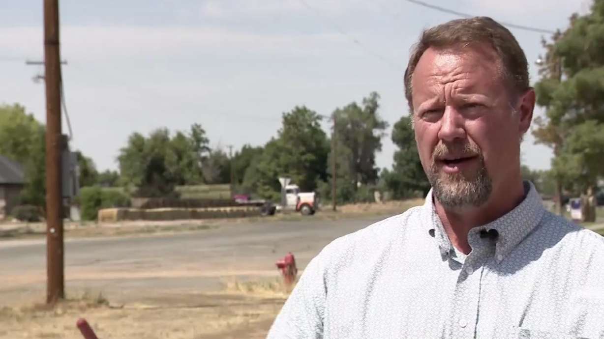 Meadow prepares for flooding after massive wildfire