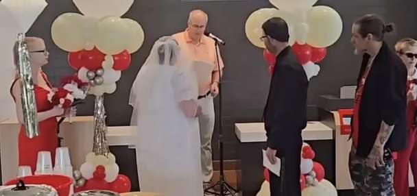 Have You Seen This? This couple is 'lovin' it' at their McDonald's wedding
