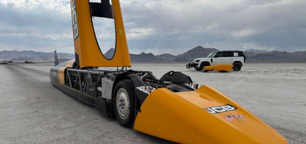 Britain's Andy Green sets another speed record, this time for fastest run in a hydrogen-powered car