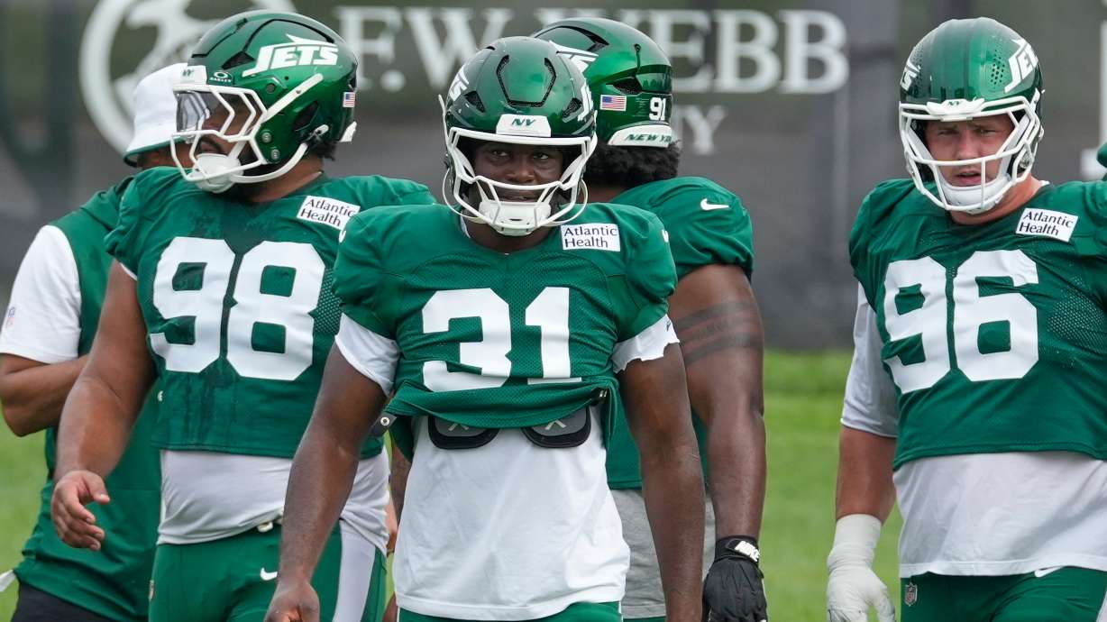 New York Jets' David Bailey (31) participates during a joint practice with the Tampa Bay Buccaneers at an NFL football training camp in Florham Park, N.J., Tuesday, Aug. 11, 2026.