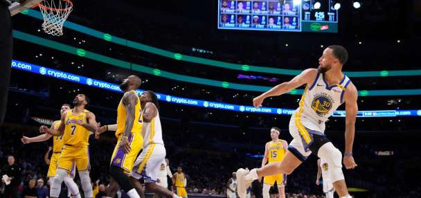 Golden State general manager Mike Dunleavy optimistic Stephen Curry will finish career with Warriors