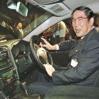Hiroshi Okuda, who led Toyota's climb as a global automaker, dies at 93