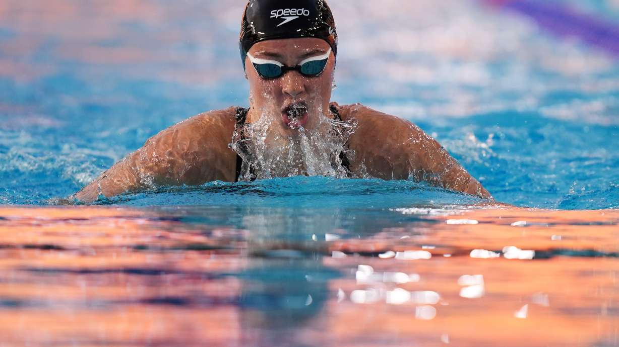 Summer McIntosh, of Canada, competes in the women's 400 meters individual medley at the Pan Pacific Swimming Championships Thursday, Aug. 13, 2026 in Irvine, Calif.