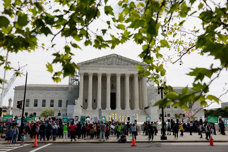 Idaho must allow abortions to preserve women's health, US judge rules
