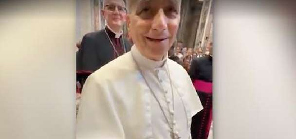 Teen receives birthday blessing from Pope Leo XIV in Rome