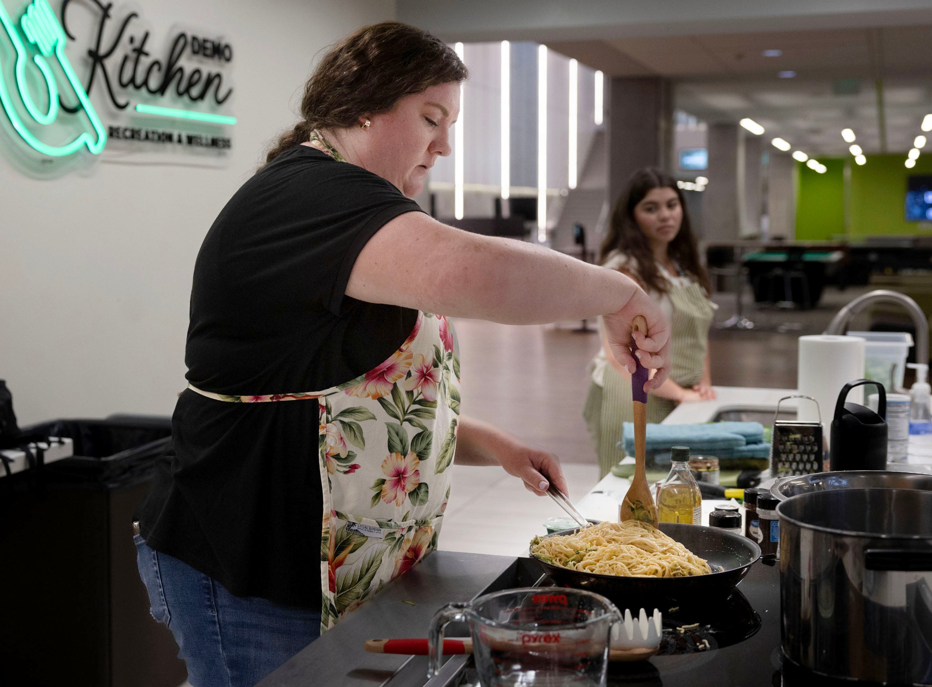 Amanda Kimball prepares zucchini pasta with a roasted caprese crown during a Fresh Food Friday budget cooking class at Utah Valley University in Orem on Friday.