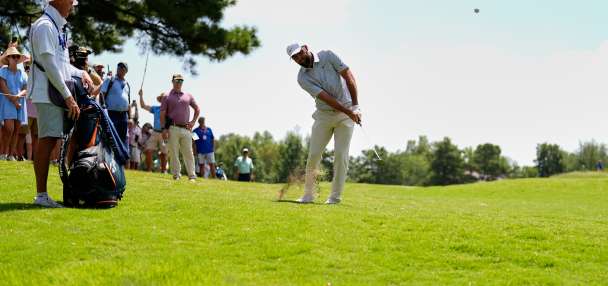 Scottie Scheffler with a 68 builds a two-shot lead over Sam Burns and Sungjae Im in Memphis