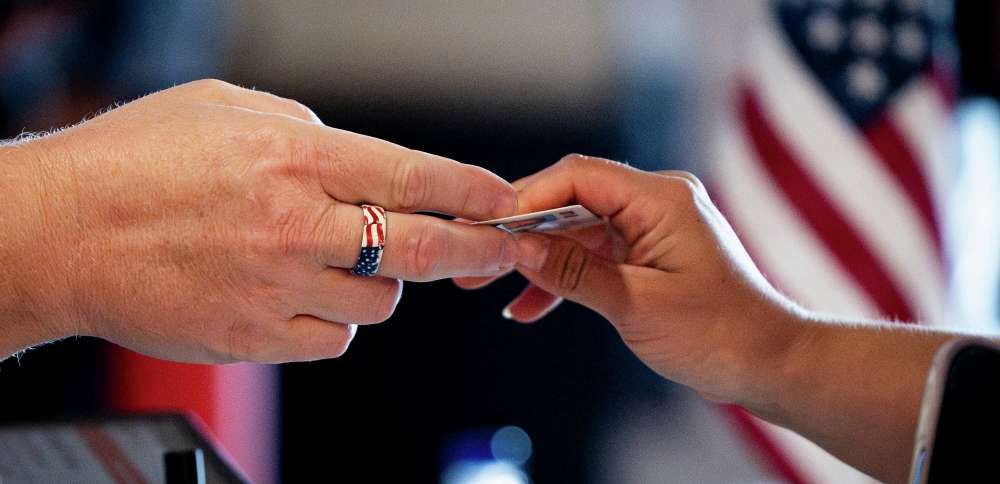 Poll: Utahns weigh in on voter ID and elections