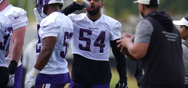 Vikings place veteran Jamal Adams on injured reserve, sign CB Bryce Phillips