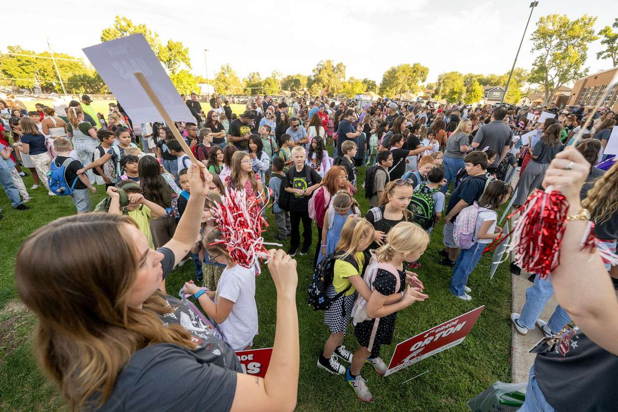 Sandy Elementary welcomes its students back to school with a celebratory atmosphere and a red-carpet walk on Monday.