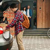 Stay connected, allow autonomy. 4 healthy ways to communicate with your college kids