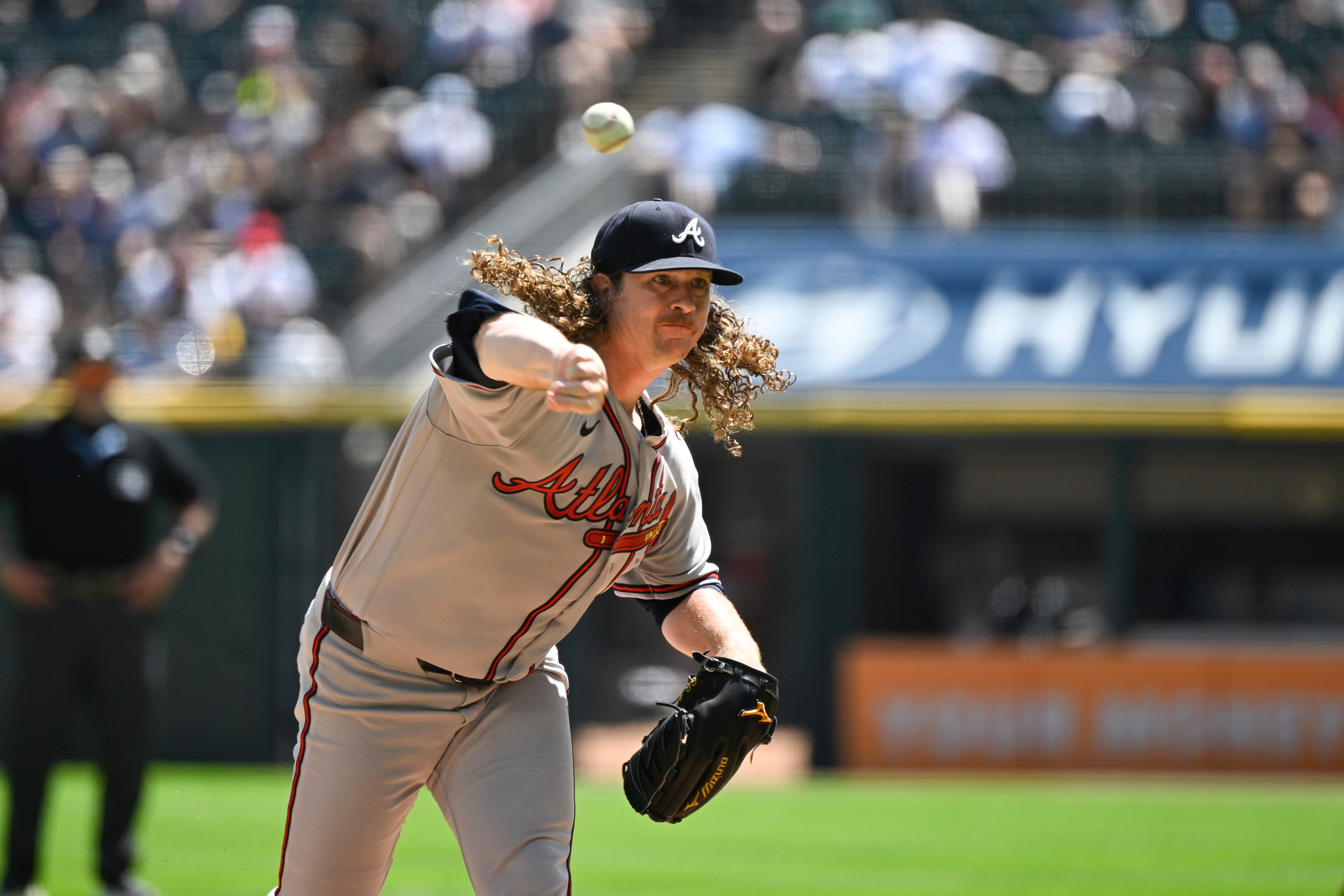 Atlanta Braves pitcher Grant Holmes delivers during the first inning of a baseball game against the Chicago White Sox, Thursday, Aug. 20, 2026, in Chicago. 