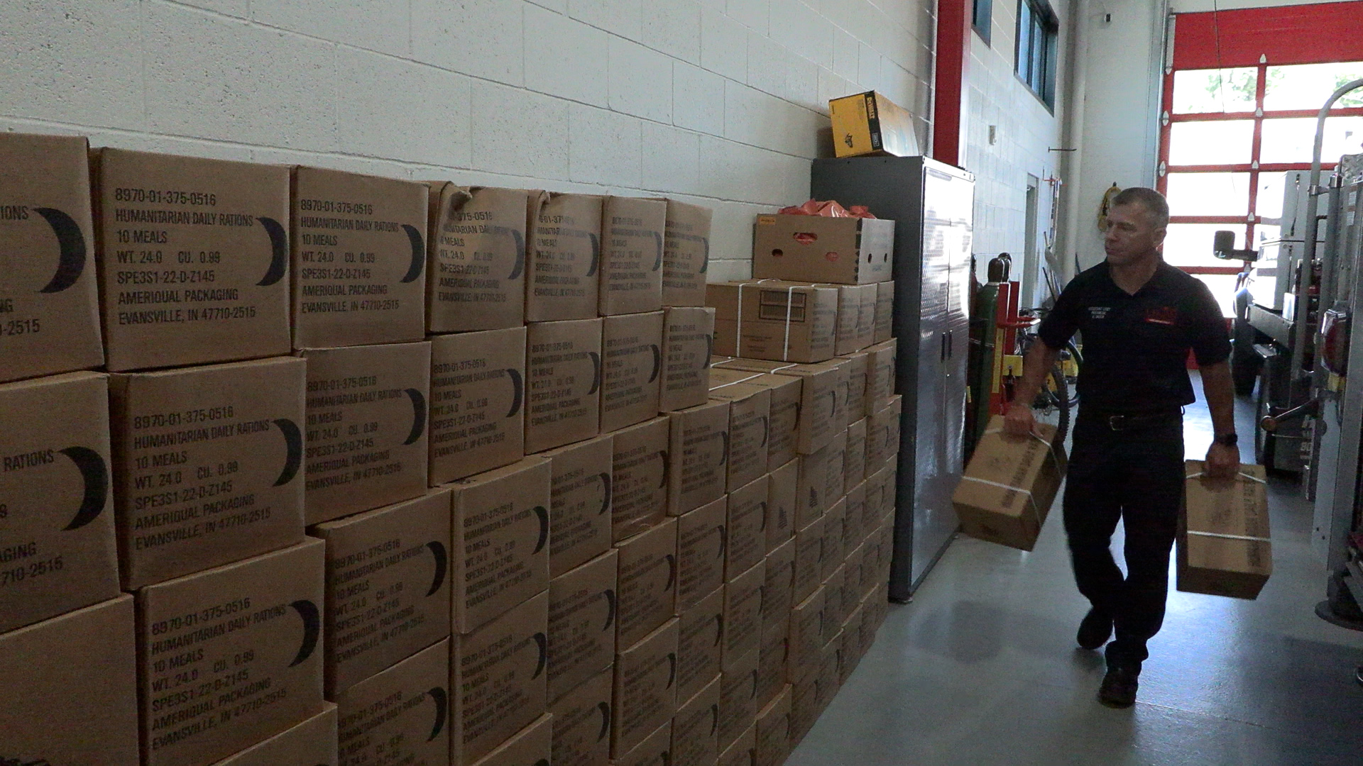 Logan businesses donate 1,500 meals to firefighters, commemorating 2 fallen officers
