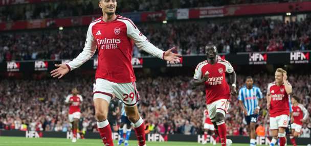 Tzolis shines as Arsenal opens Premier League season by sweeping aside promoted Coventry