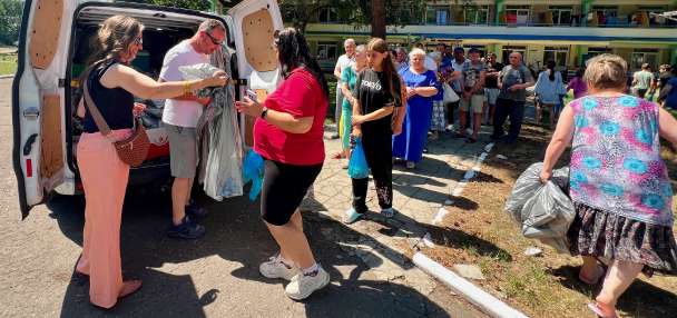 'Getting worse': Riverton woman sounds call to aid Ukraine after 10th humanitarian trip to country