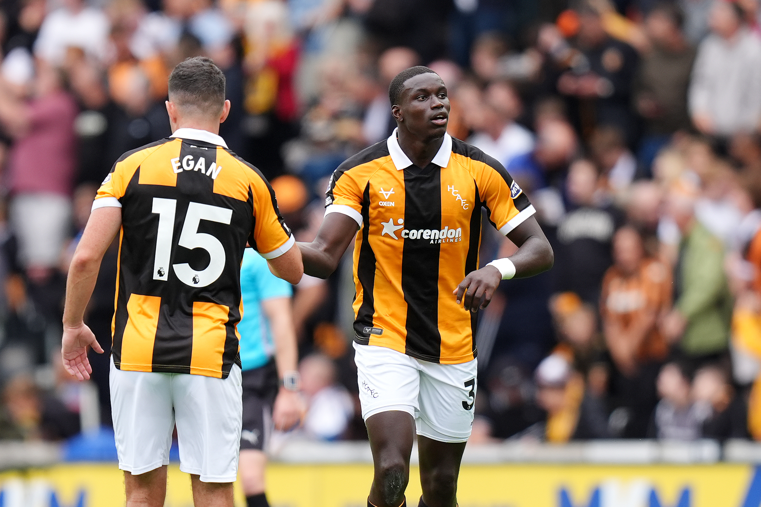 Man United beaten 2-0 as Hull makes dream return to Premier League