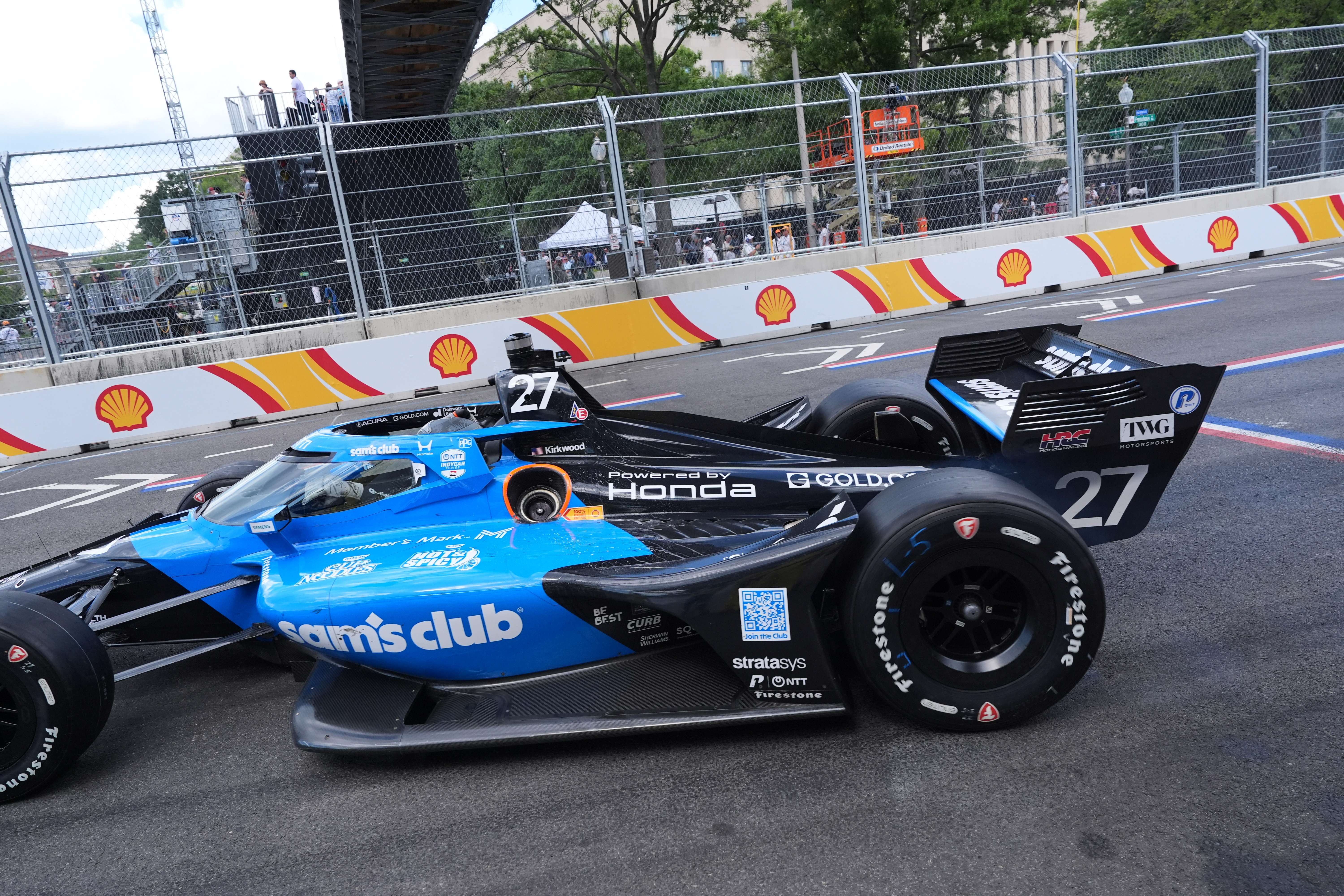 Kyle Kirkwood (27) makes a pit stop for gas during the IndyCar Freedom 250 Grand Prix auto race in Washington, Sunday, Aug. 23, 2026. 