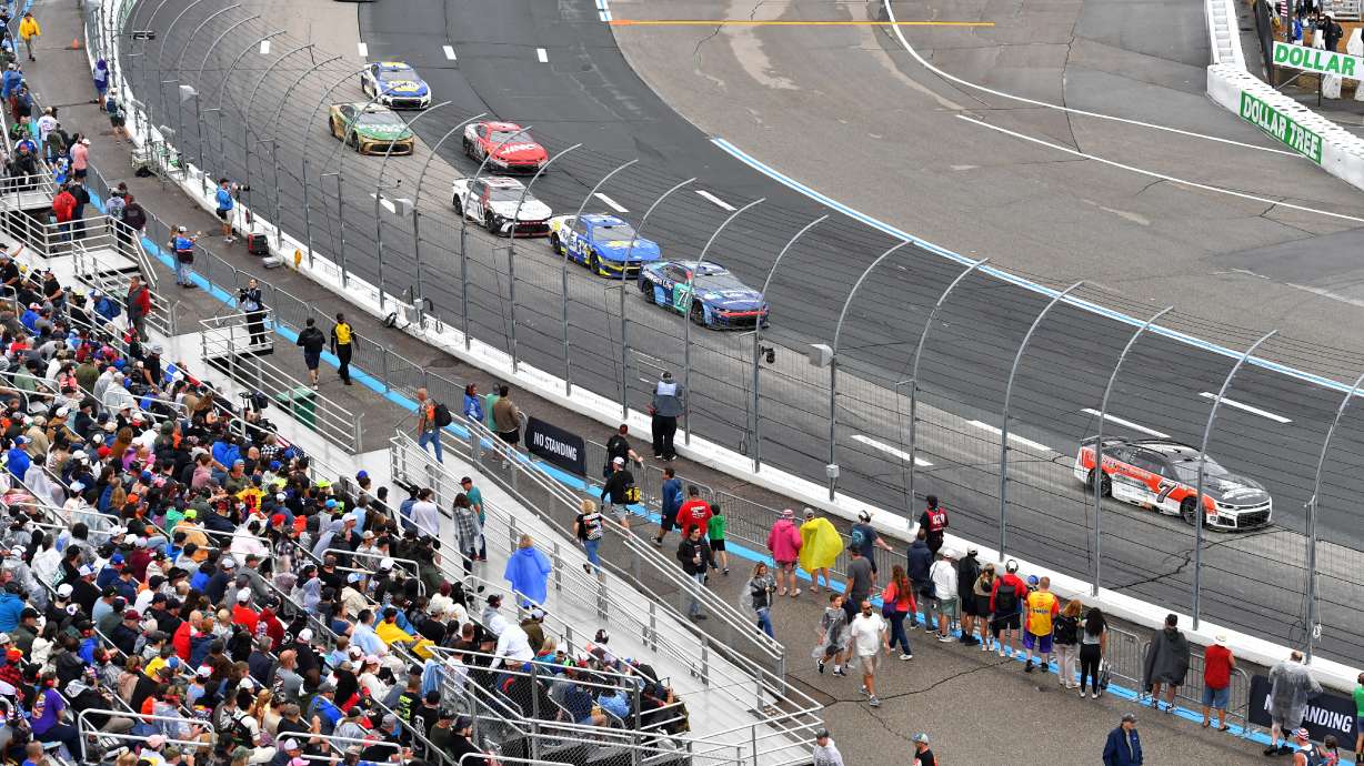 Daniel Suarez (7) makes his way through Turn 1 during a NASCAR Cup Series auto race, Sunday, Aug. 23, 2026, at New Hampshire Motor Speedway, in Loudon, N.H.