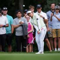 Yamashita matches LPGA Tour's 72-hole scoring record in 9-stroke victory in Edmonton