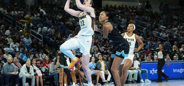 Caitlin Clark scores 37 points as the Fever beat the Sky 113-90