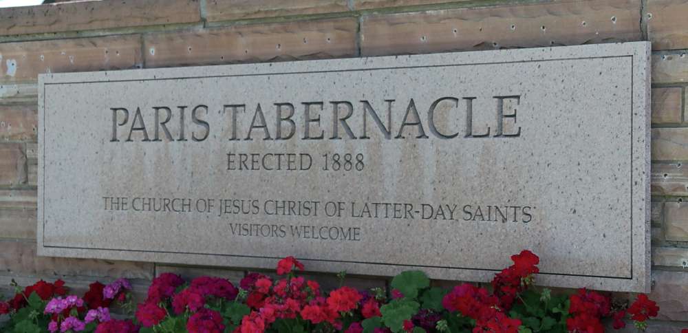 Historic Paris Tabernacle draws thousands of visitors during busy summer tourism season