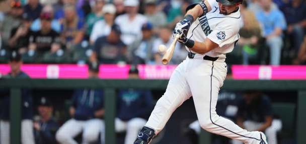 Cal Raleigh hits career-high 3 homers for the Mariners against the Phillies