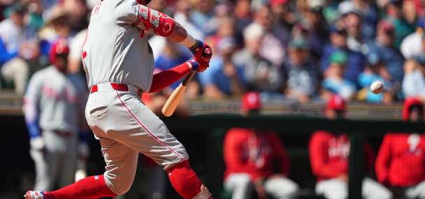 Slugger Kyle Schwarber reaches 40 home runs for 4th season with Phillies