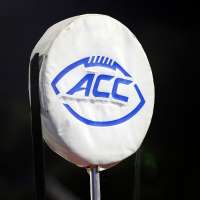 Texas judge puts SEC's new eligibility rule on hold