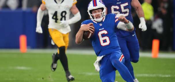 Bills close preseason with 28-27 win over Steelers on Buechele's late 2-point conversion