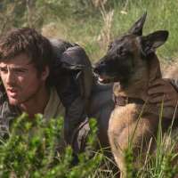 Review: 'The Dog Stars' can't quite live up to its remarkable potential