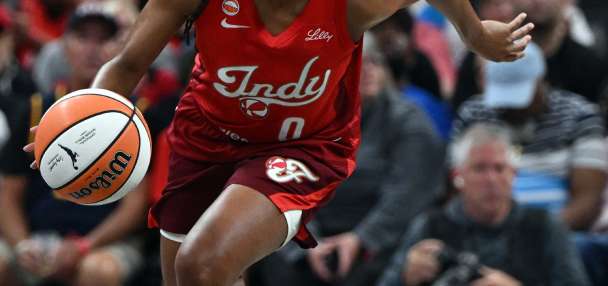 Caitlin Clark and Kelsey Mitchell each score 34 as Fever stay hot with 111-91 victory over Sun