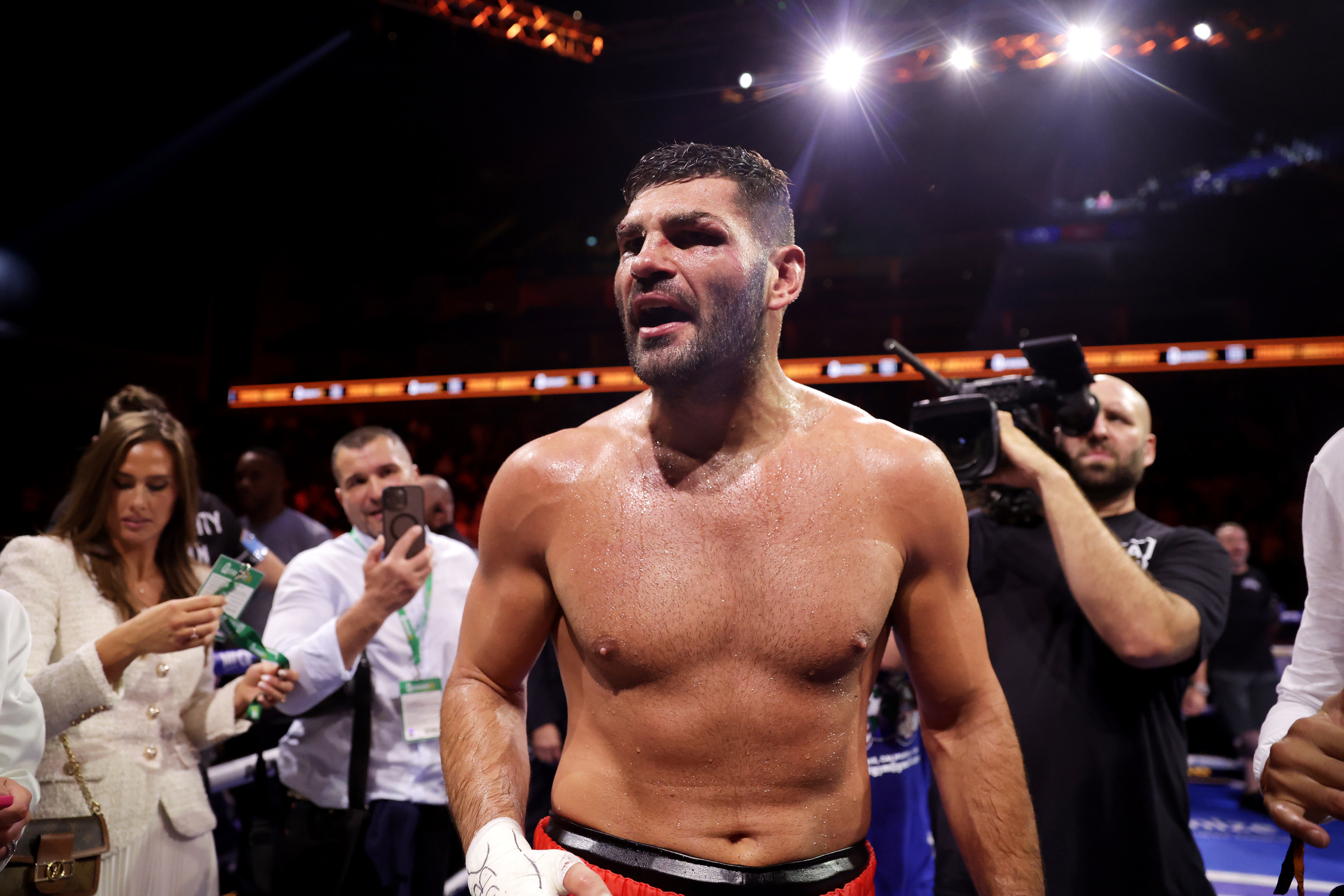 Filip Hrgovic defeats Moses Itauma in London to become first Croatian heavyweight boxing champion