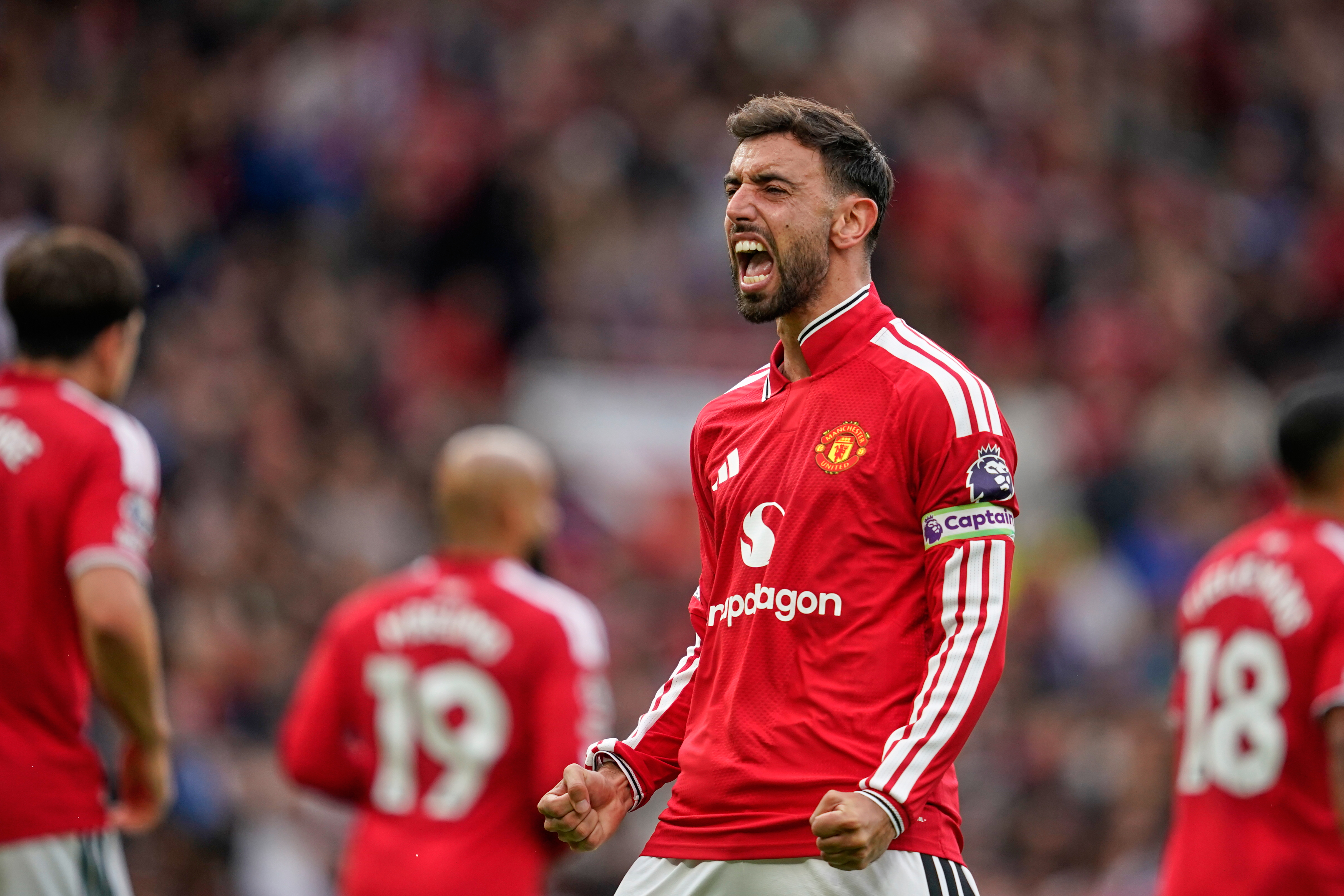 Premier League: Fernandes hat trick inspires United's comeback win as Palmer stars again for Chelsea
