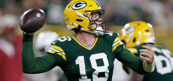 As NFL roster deadline nears, several teams make trades