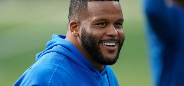 Aaron Donald ends his 2 1/2-year retirement and returns to the Los Angeles Rams