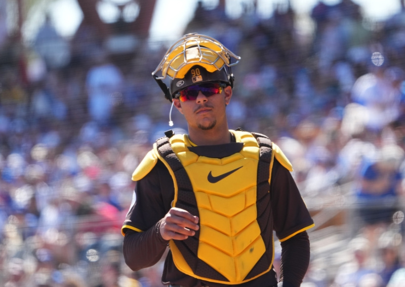 Padres call up prized C prospect Ethan Salas