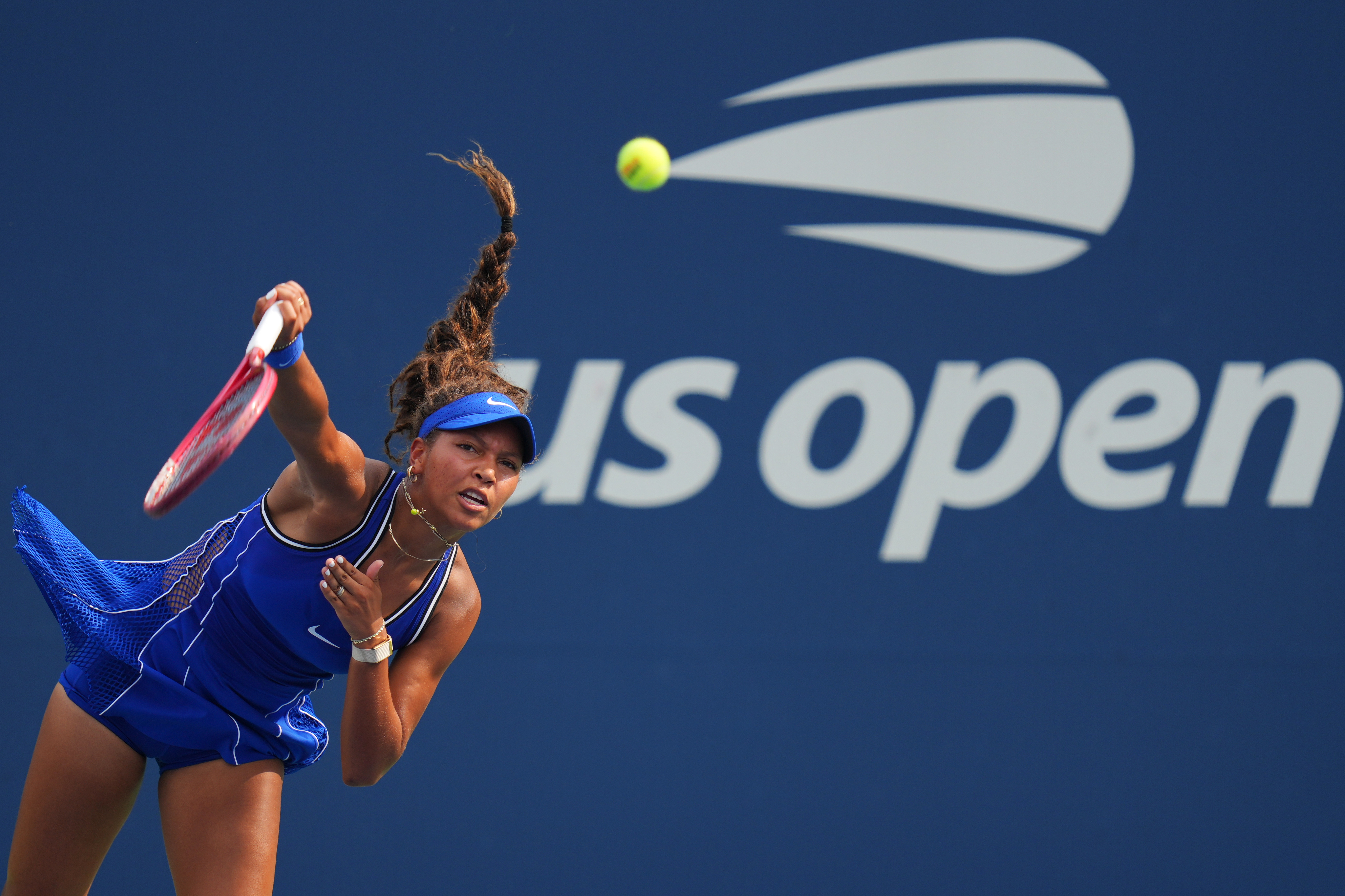 Thea Frodin, of the United States, serves the ball to Elena Rybakina, of Kazakhstan, during the first round of the U.S. Open tennis championships Tuesday, Sept. 1, 2026, in New York. 