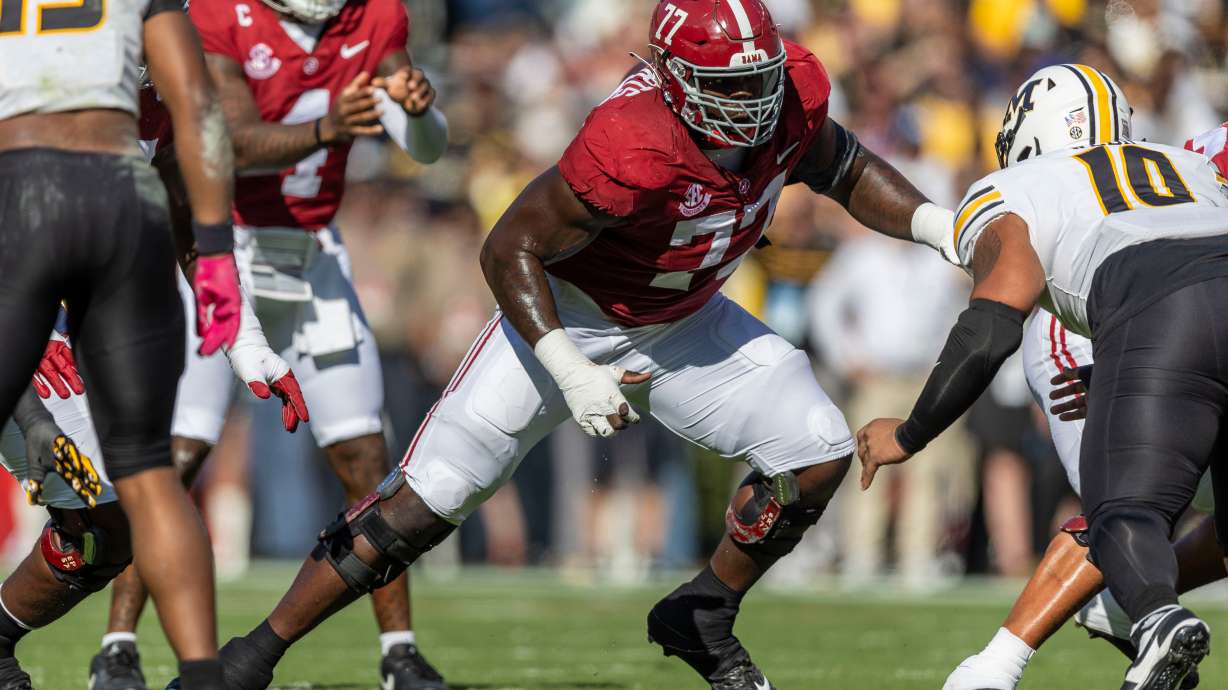 FILE - Alabama offensive lineman Jaeden Roberts (77) blocks Missouri defensive tackle Sterling Webb (10) during the first half of an NCAA college football game, Saturday, Oct. 26, 2024, in Tuscaloosa, Ala.