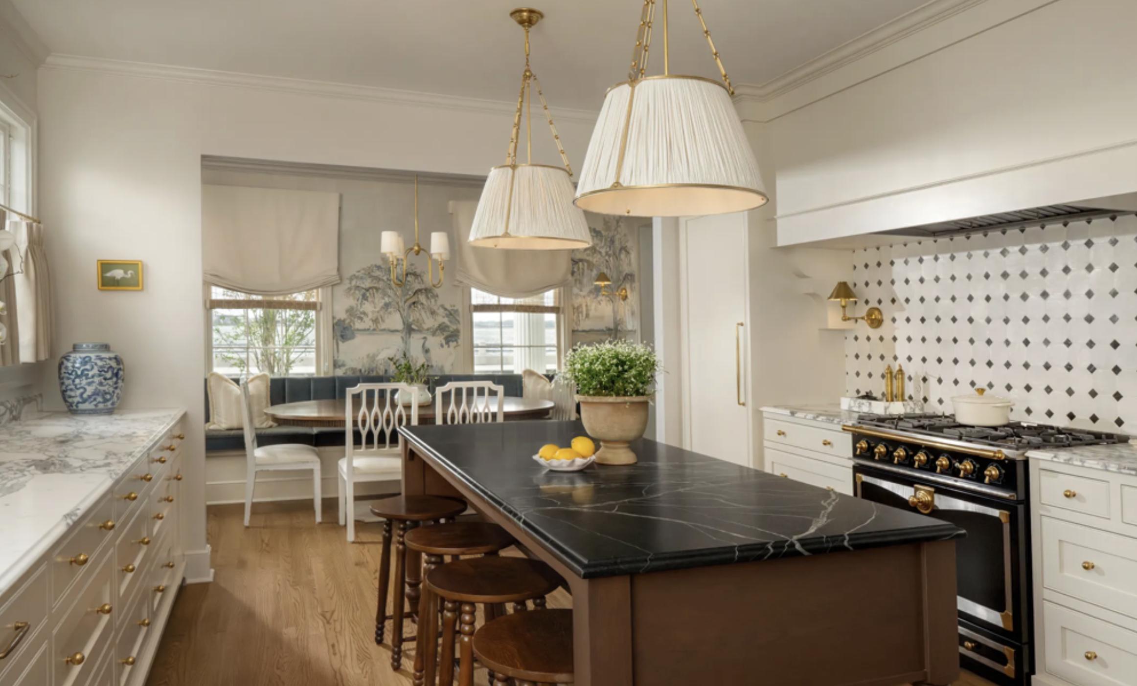 Professional tips for choosing the perfect light fixtures for your home
