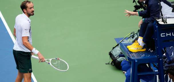 For the birds: Medvedev protests US Open umpire's call to replay a point after birds sit on the net