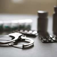Park City dentist accused of supplying drugs to teen girl