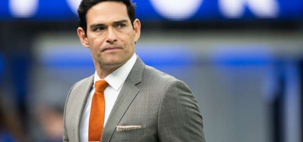 Ex-Fox Sports analyst Mark Sanchez plans guilty plea to charges stemming from fight outside hotel