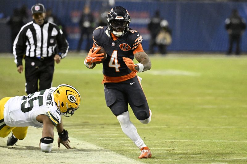 Reports: Bears RB D'Andre Swift, WR Rome Odunze injured at practice
